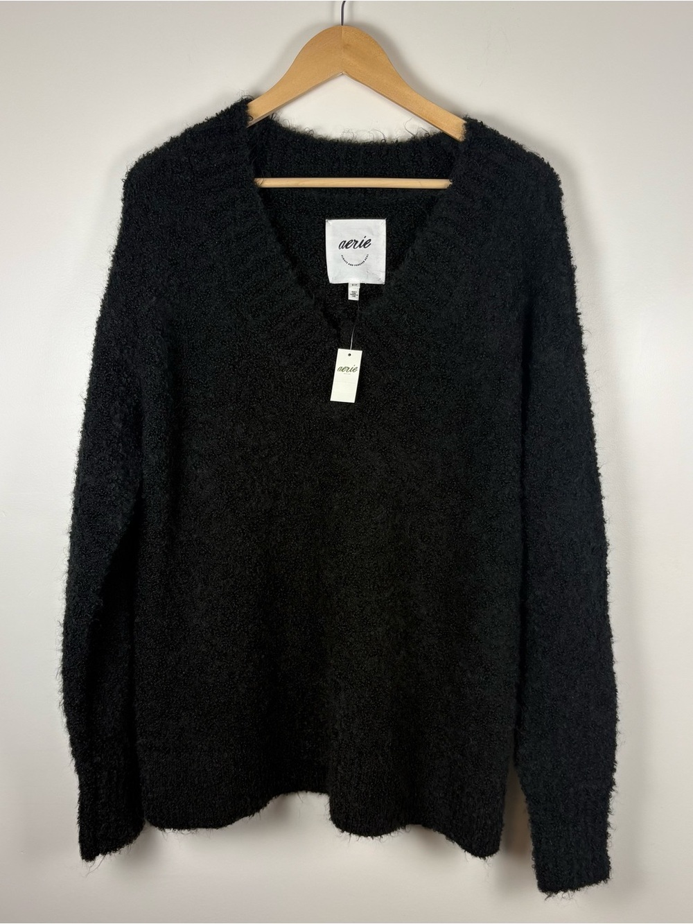 NWT Aerie Black Fuzzy Bouclé V-Neck Sweater Oversized Cottagecore Size Small